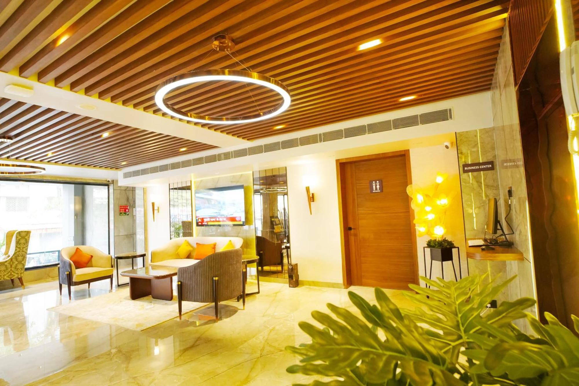 Ishaan Sarovar Portico Deoghar Extérieur photo