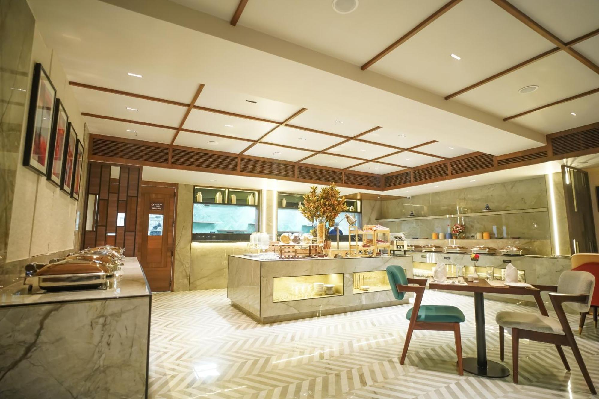 Ishaan Sarovar Portico Deoghar Extérieur photo