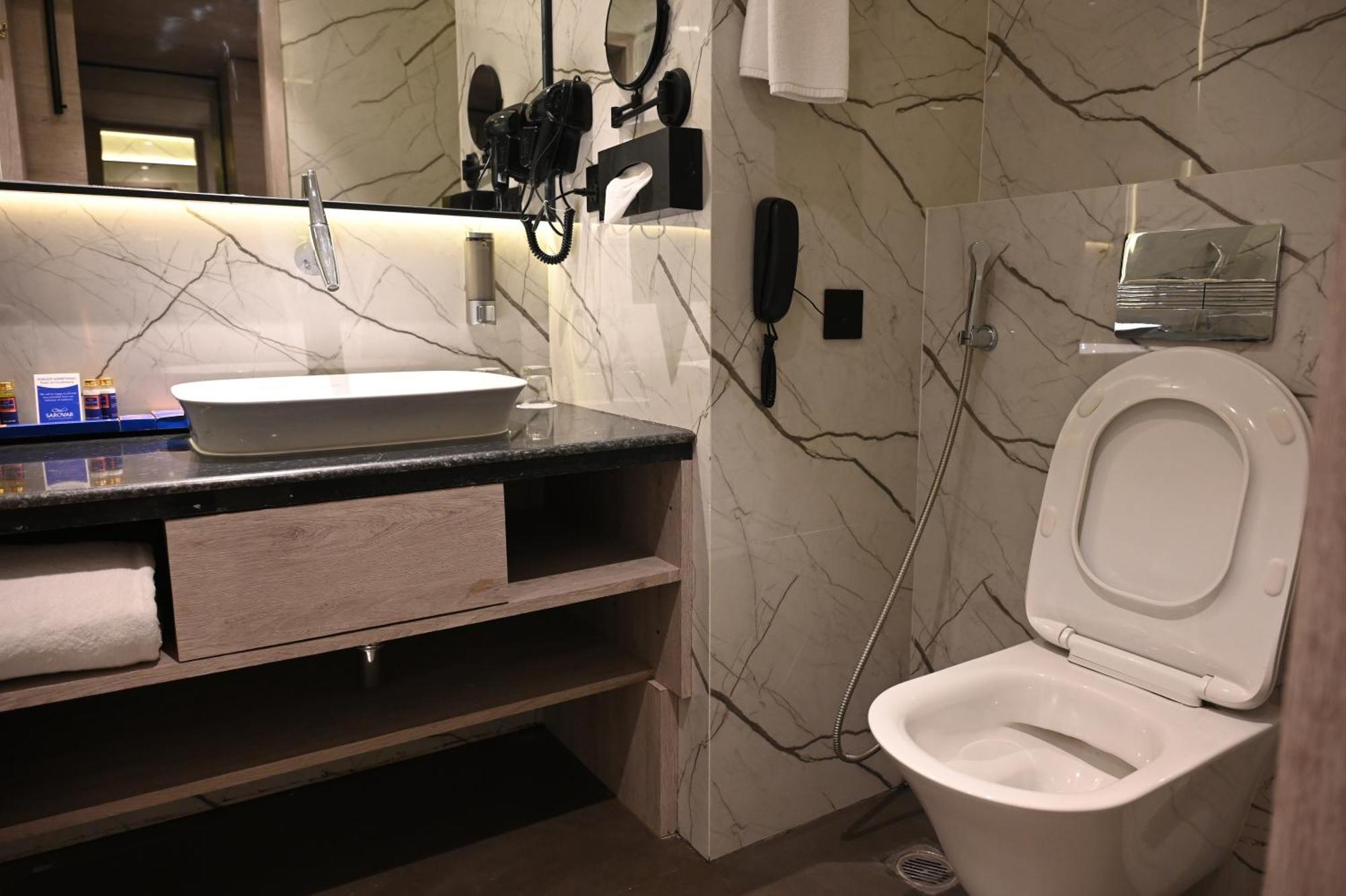 Ishaan Sarovar Portico Deoghar Extérieur photo